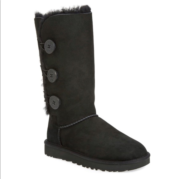 UGG Shoes - UGG Bailey Button Triplet II